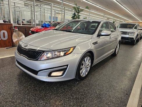 Used 2015 Kia Optima EX FWD image 1
