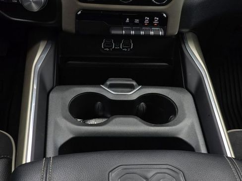 Used 2021 RAM 1500 Laramie AWD/4WD image 14