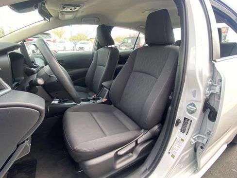 Used 2023 Toyota Corolla LE image 11