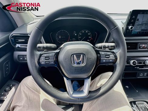 Used 2024 Honda Pilot Touring image 14