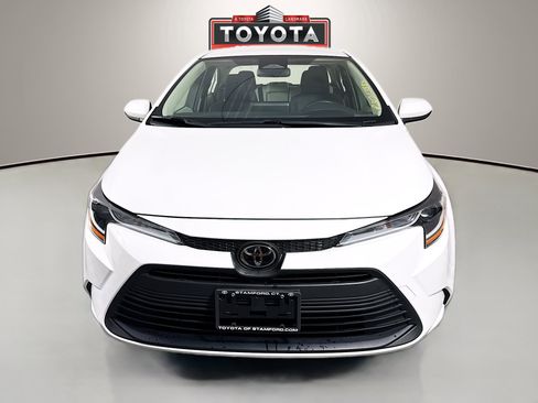 Certified 2023 Toyota Corolla LE FWD image 2