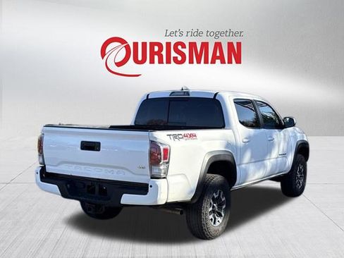 Used 2023 Toyota Tacoma TRD Off-Road image 2