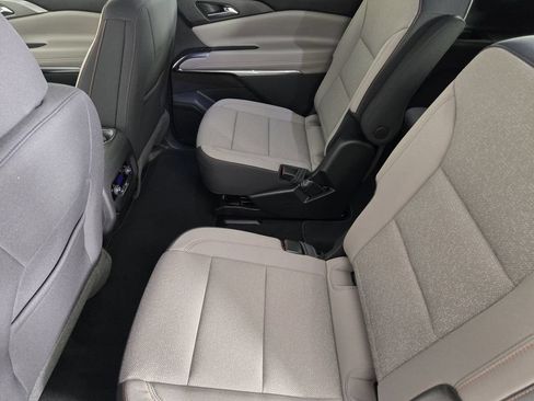 New 2026 Chevrolet Traverse LT w/ Midnight/Sport Edition FWD image 33