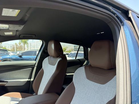 Certified 2023 Volkswagen ID.4 Pro RWD image 16