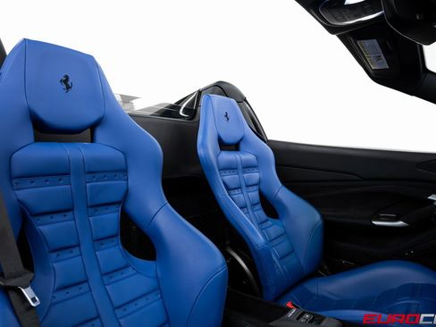 Used 2022 Ferrari F8 Tributo image 41