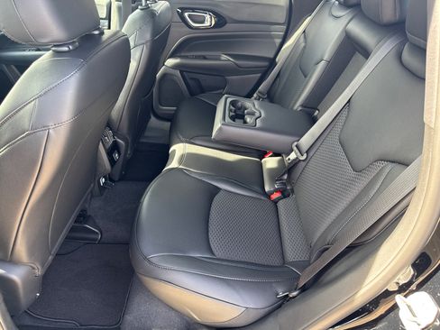 New 2026 Jeep Compass Latitude image 20