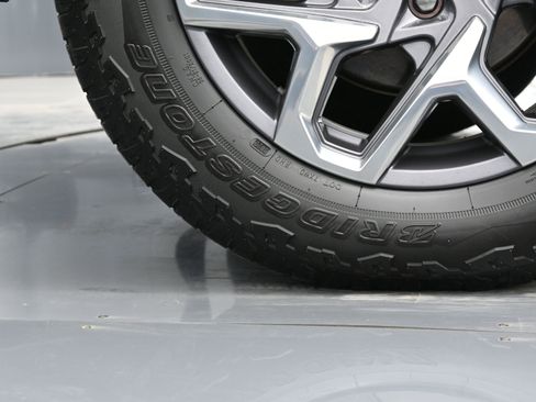 Used 2022 GMC Sierra 1500 SLT w/ SLT Premium Plus Package image 45