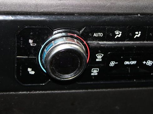 Used 2024 GMC Sierra 1500 Elevation image 27