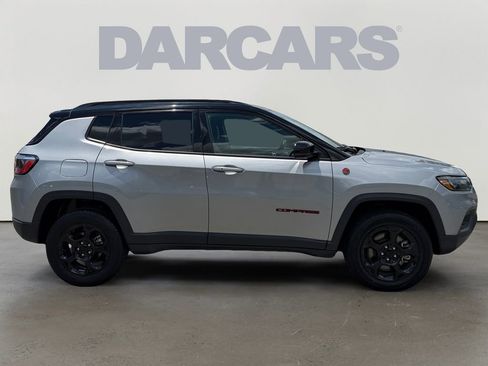 Used 2023 Jeep Compass Trailhawk AWD/4WD image 8
