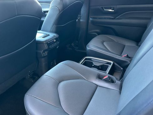 Certified 2025 Toyota Grand Highlander FWD image 12