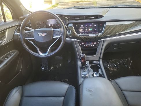 Certified 2021 Cadillac XT6 Premium Luxury image 19