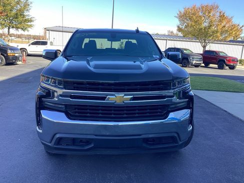 Used 2020 Chevrolet Silverado 1500 LT w/ Trailering Package image 6