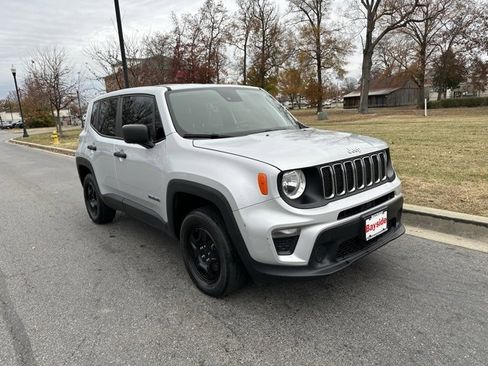 Used 2021 Jeep Renegade Sport image 21