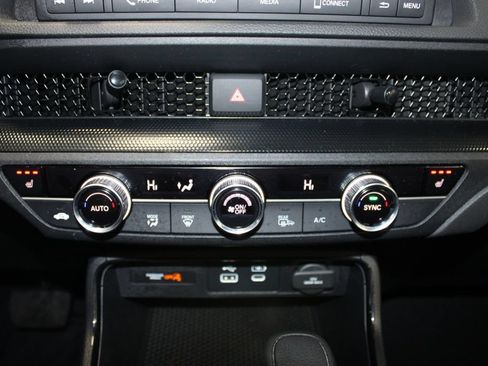 Used 2024 Honda CR-V EX image 15