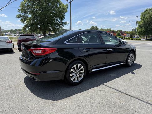 Used 2016 Hyundai Sonata Sport w/ Option Group 03 FWD image 5