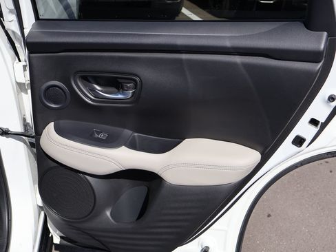 Certified 2023 Honda HR-V EX-L image 14