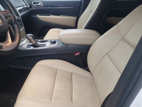 Used 2016 Jeep Grand Cherokee Limited 75th Anniversary image 17