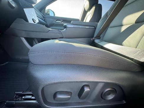 New 2026 GMC Terrain AT4 w/ Technology Package II image 19