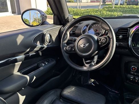 Used 2017 MINI Cooper Clubman S image 22