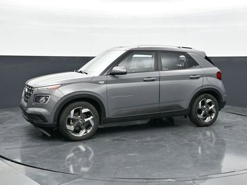 Used 2020 Hyundai Venue SEL w/ Convenience + Premium Package FWD image 6