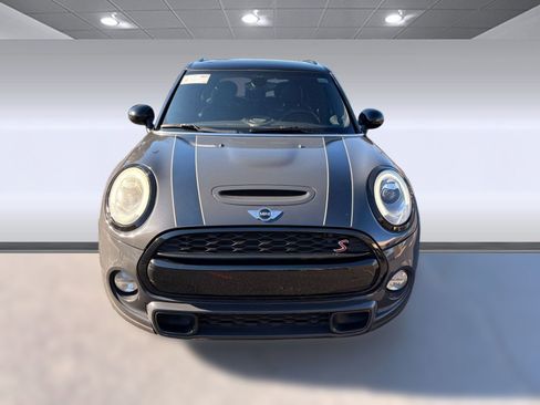 Used 2017 MINI Cooper S image 6