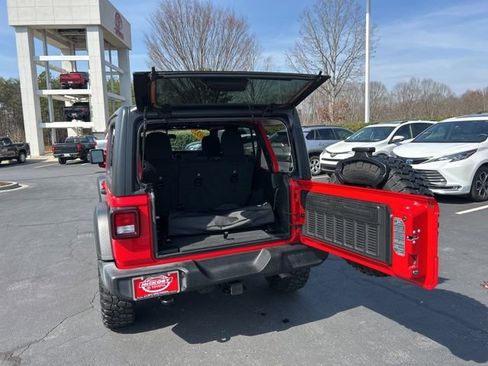 Used 2022 Jeep Wrangler Unlimited Sport image 7