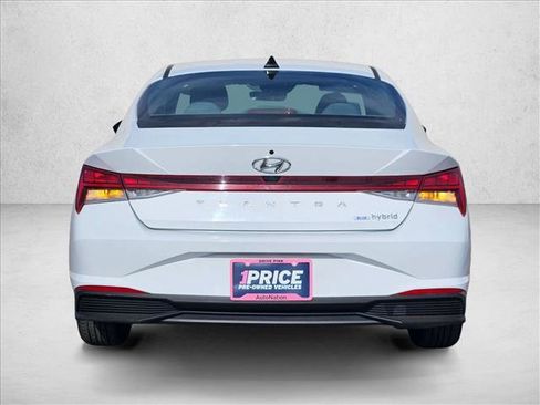 Used 2023 Hyundai Elantra Blue FWD image 7