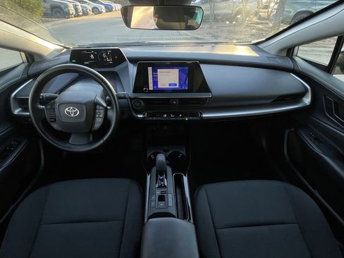 Used 2023 Toyota Prius Limited image 10