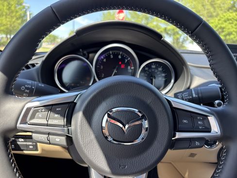 New 2026 MAZDA MX-5 Miata Grand Touring RWD image 19