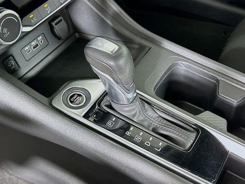 Used 2024 Nissan Sentra SV w/ Lighting Package image 24