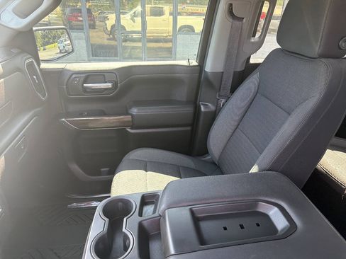 Used 2022 Chevrolet Silverado 1500 LT AWD/4WD image 11