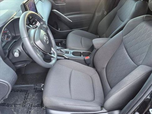 Used 2024 Toyota Corolla Cross LE FWD image 14