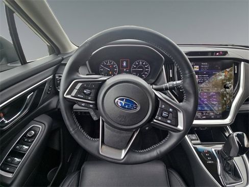 Certified 2022 Subaru Outback Limited image 16