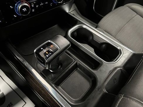 Used 2023 GMC Sierra 1500 Elevation image 43