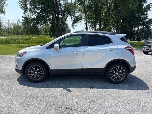 Used 2020 Buick Encore Sport Touring w/ Safety Package AWD/4WD image 2