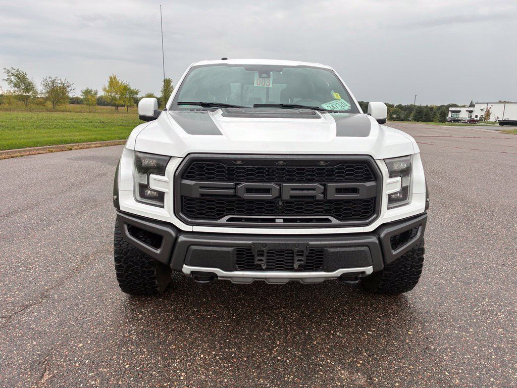 Used 2017 Ford F150 Raptor w/ Equipment Group 802A Luxury AWD/4WD image 3