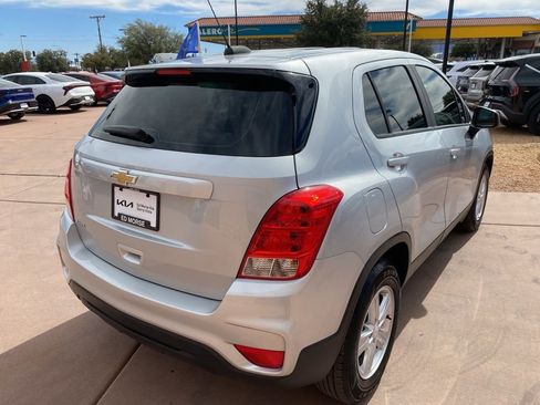 Used 2020 Chevrolet Trax LS image 8