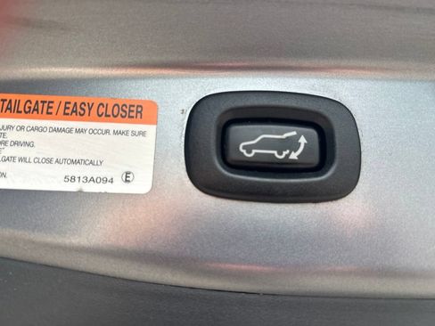 Used 2019 Mitsubishi Outlander SEL FWD image 25