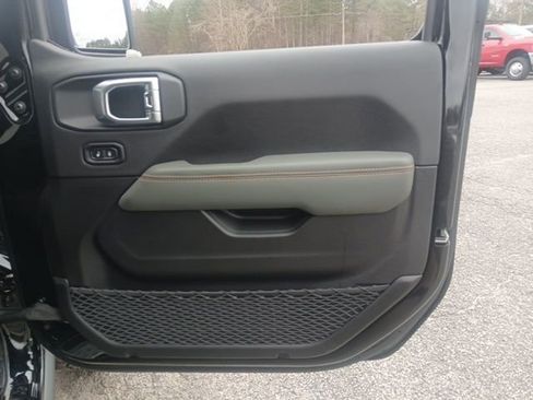 New 2026 Jeep Gladiator Mojave AWD/4WD image 33