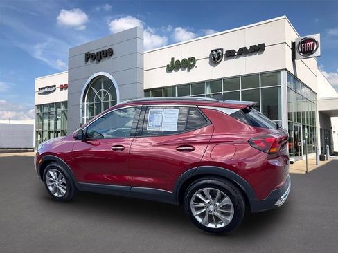 Used 2023 Buick Encore GX Essence w/ Advanced Technology Package FWD image 7