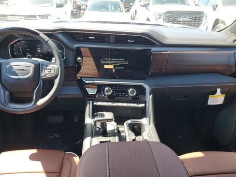 New 2026 GMC Sierra 1500 Denali Ultimate AWD/4WD image 15