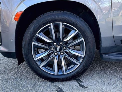 Used 2021 Cadillac Escalade Sport Platinum w/ Heavy-Duty Trailer Package AWD/4WD image 7
