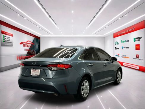 Used 2020 Toyota Corolla LE FWD image 7