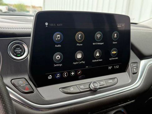Used 2025 Chevrolet Blazer LT image 9