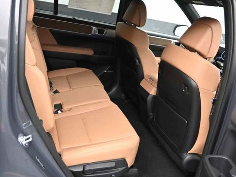 New 2026 Hyundai Santa Fe Limited AWD/4WD image 12