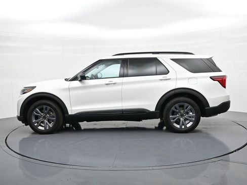 New 2026 Ford Explorer Active w/ Active Comfort Package image 9