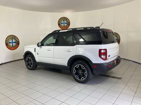 Used 2025 Ford Bronco Sport Outer Banks w/ Outer Banks Tech Package+ AWD/4WD image 23