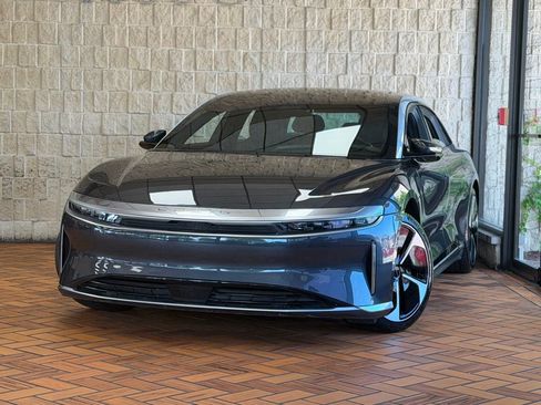 Used 2024 Lucid Air Touring AWD/4WD image 2