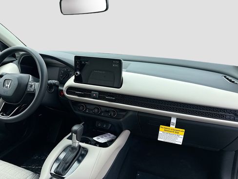 New 2026 Honda HR-V LX image 23