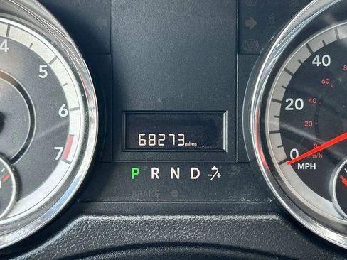 Used 2018 Dodge Grand Caravan SXT FWD image 15
